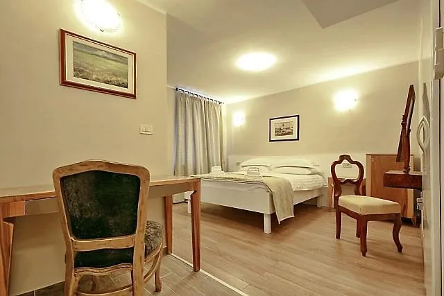Boutique Hotel Vela Vrata 4*, Buzet