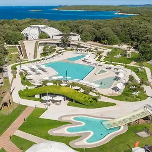 4* Kompleks wypoczynkowy Homes Mon Perin